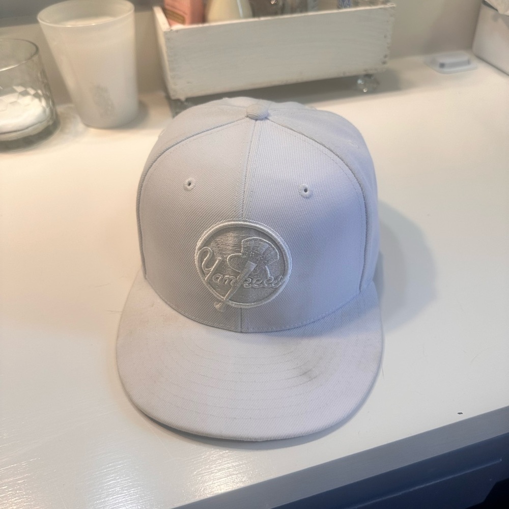 Mitchell & Ness White Fitted Cap